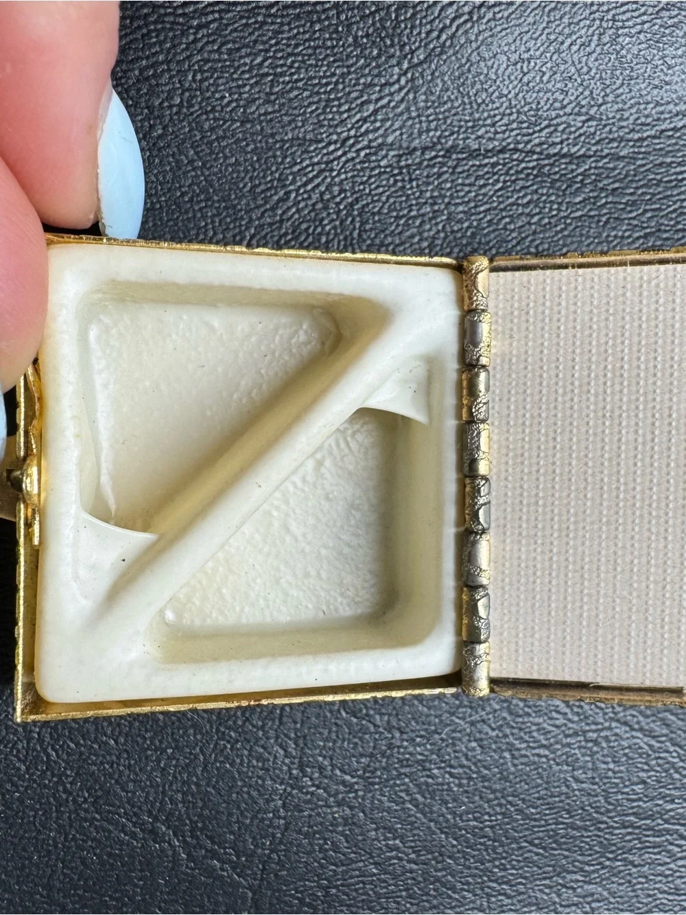 Jewlery Trinket Boxes Lot - Gold Tone